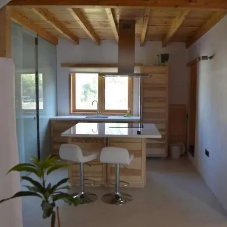 Holiday home Sleeps 2 Wifi *